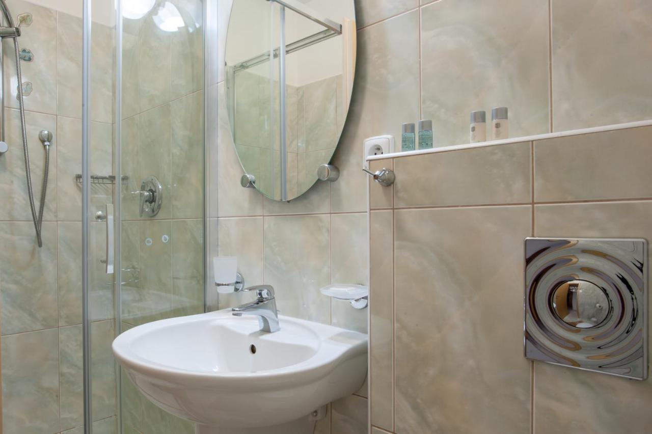 Apartmany Marco Shipping Ceske Budejovice Extérieur photo