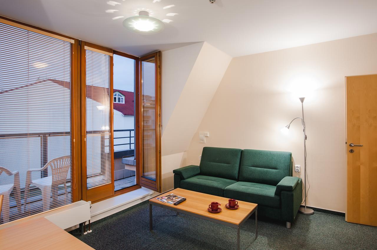 Apartmany Marco Shipping Ceske Budejovice Extérieur photo